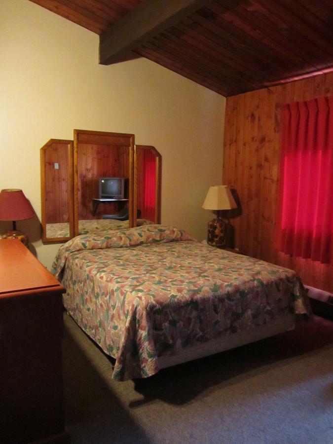 Pembina River Inn Entwistle Luaran gambar