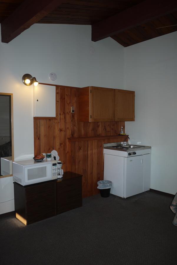 Pembina River Inn Entwistle Luaran gambar