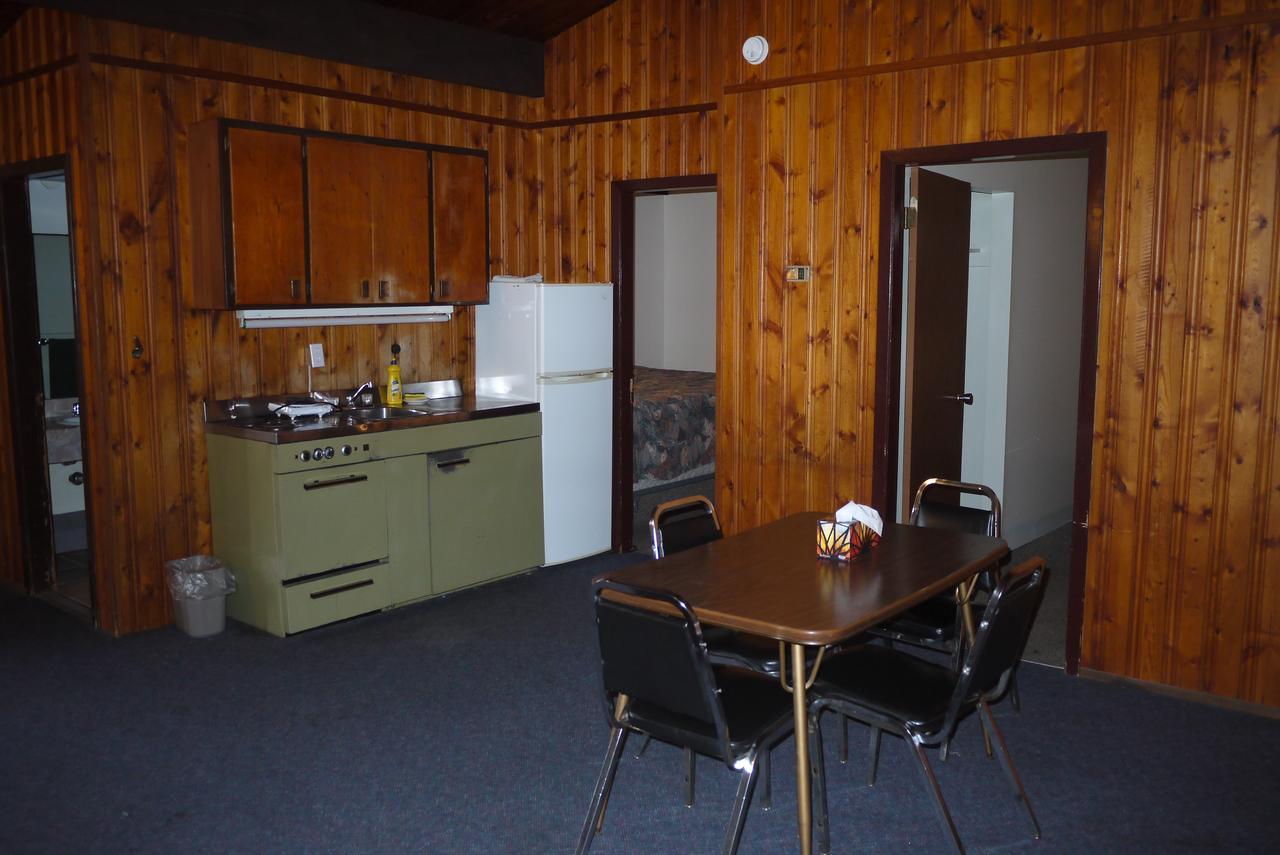 Pembina River Inn Entwistle Luaran gambar